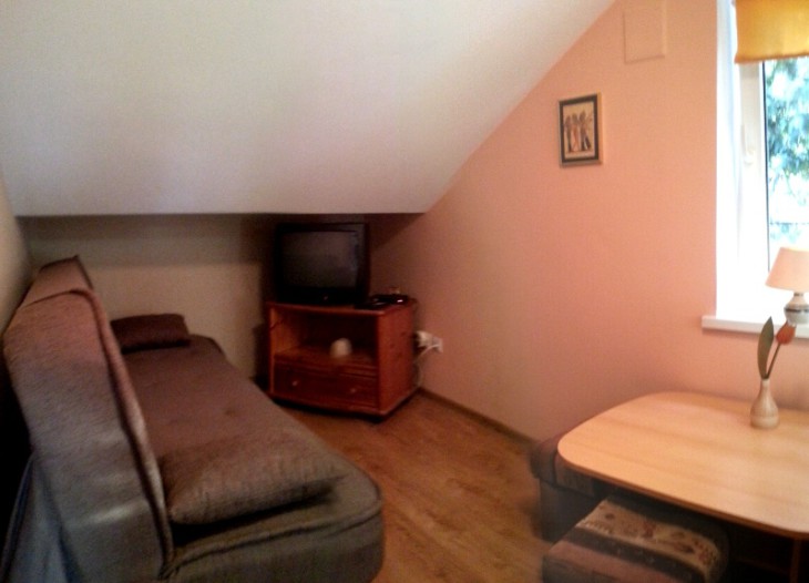 Zdjęcia pokoju jednoosobowego w noclegach w Dzierżoniowie